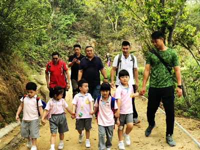 K2 Parent-child Hiking Activity